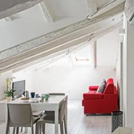 Joivy - Goldoni トリエステ