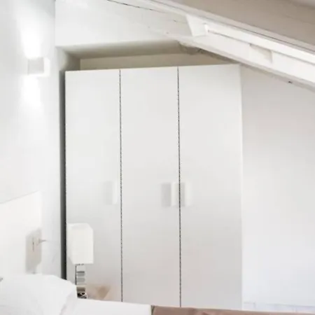 Joivy - Goldoni アパート