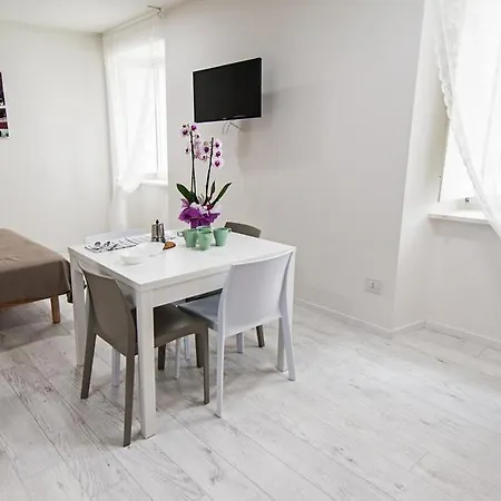 Apartment Domo - Goldoni Triest